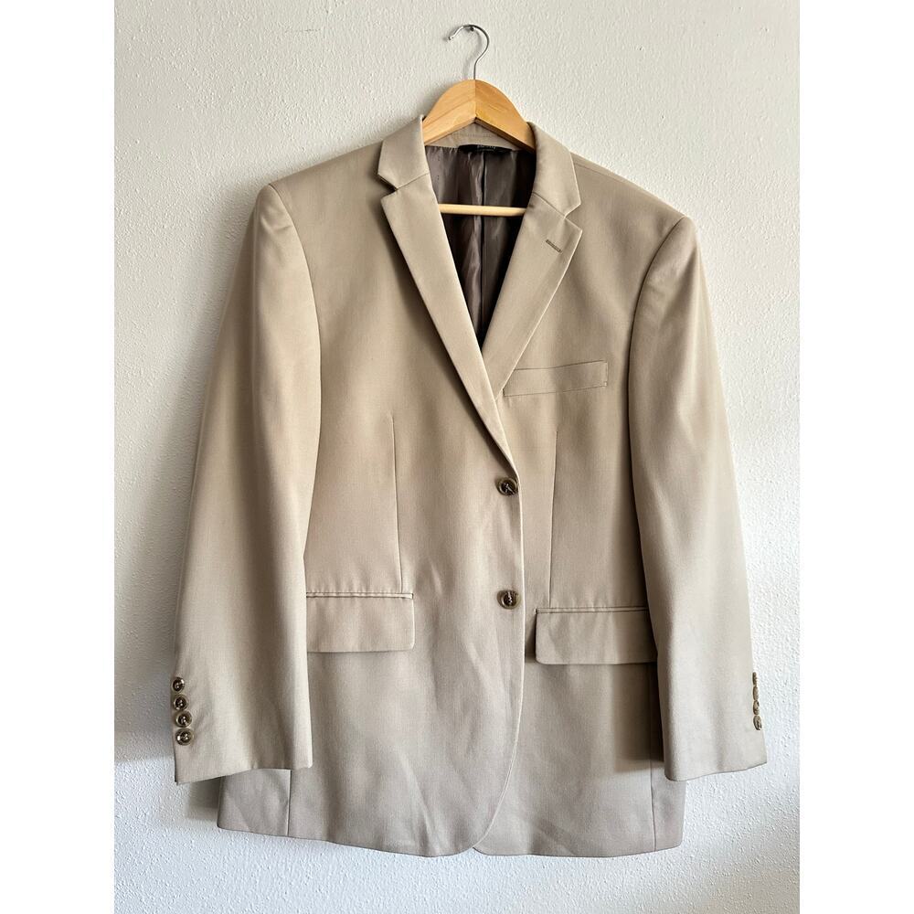 New Men's Angelo Rossi 11 Tan Color 2 Button Suit Size 42 S‎ Micro Tech Stretch